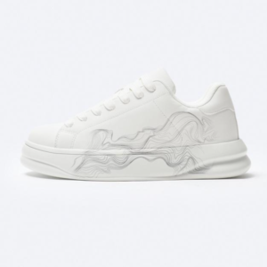 PATTERNED TRAINERS